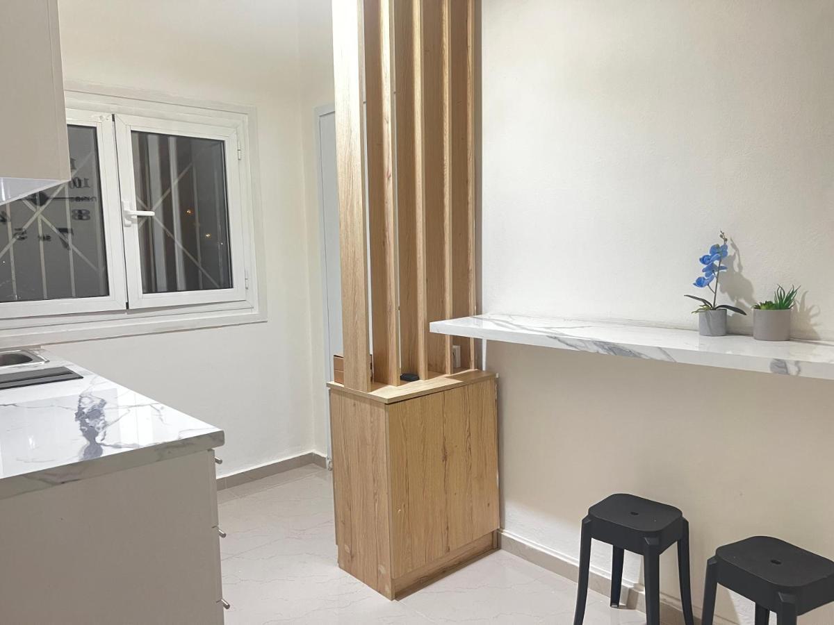 Seaview Room With Share Some Place Athènes Extérieur photo